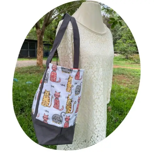Upcycled Market Bag – Cat Canvas with Brown Cotton Base - Image 5