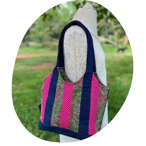 Patchwork Bees + Purse - Image 8